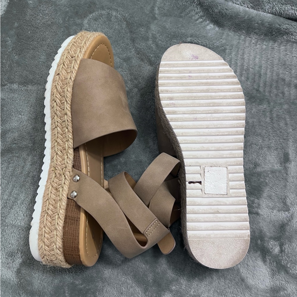 Soda Platform Sandals